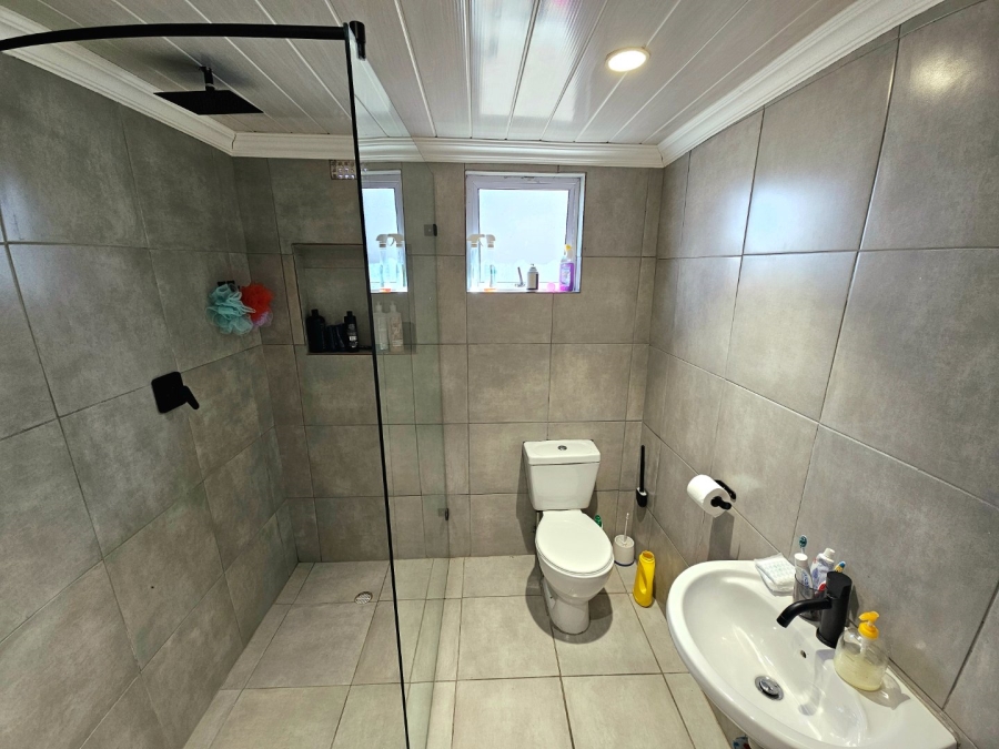 4 Bedroom Property for Sale in Strandfontein Village Western Cape